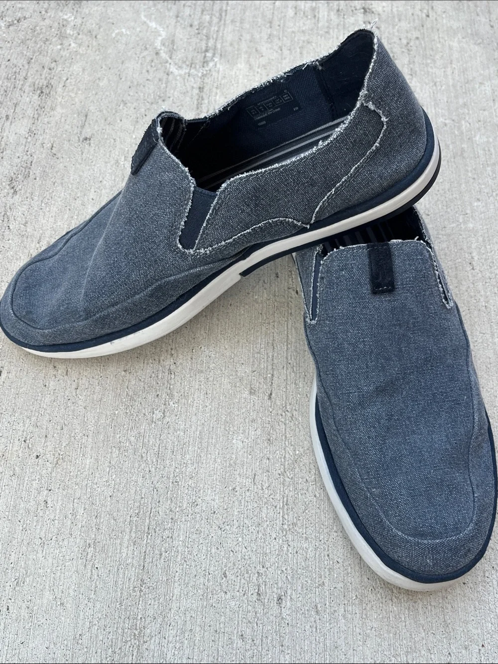 Rockport Men’s 8.5 Blue Gray Canvas Slip On Loafers Casual Shoes CH9271